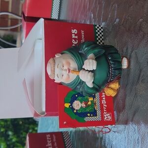 Merry makers figures